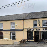 Kings Bay Inn outside