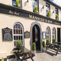 Mannion's outside