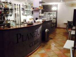 Planet Cafe' food