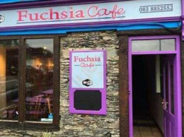 Fuchsia Cafe inside