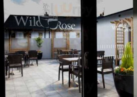 Wild Rose Cafe outside