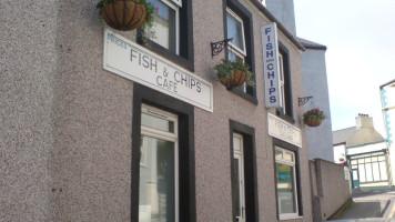 Price's Chip Shop outside