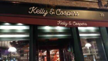 Kelly Coopers food