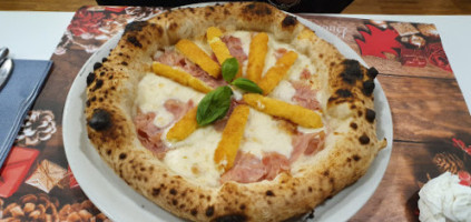 Pizzeria Napoletana Signorpizza food