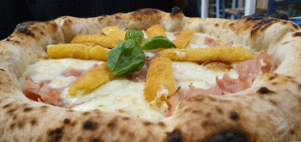 Pizzeria Napoletana Signorpizza food