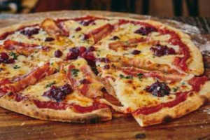 Dante's Pizza Blanchardstown food