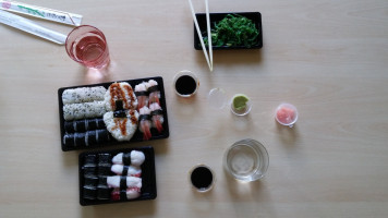 Edo Sushi House food