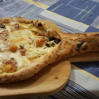 La Volee Pizzeria food