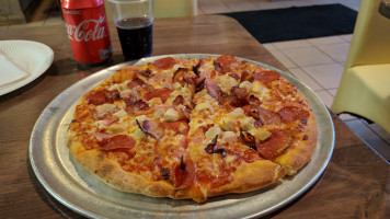 Apache Pizza Castlebar food
