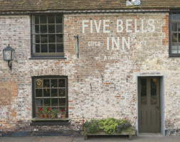Five Bells Inn outside