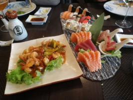 Nihori Sushi food