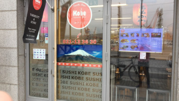 Kobe Sushi outside