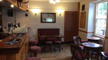 The Yew Tree Public House food