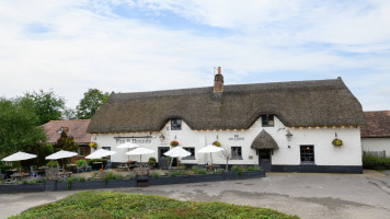 Fox And Hounds outside