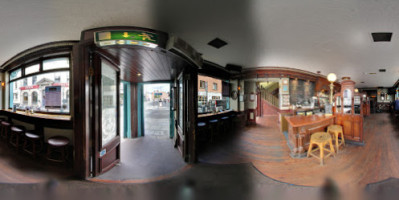 The Shack Temple Bar inside