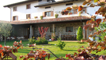 Agriturismo Cjasal Fornasate outside