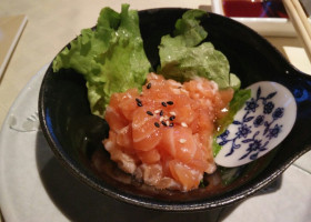 Watami Sushi inside