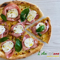 L'amalfitana Pizzeria D'asporto food