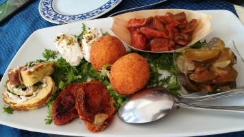 Mediterraneo Segesta Al Capolinea food