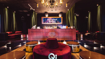 Qi Clubbing food