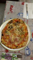 Pizzalonga Away food