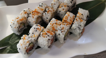 Semi Sushi food
