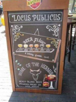 Locus Publicus outside