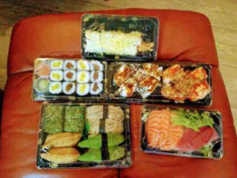 Zenzai Sushi inside