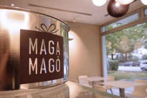 Maga Mago inside