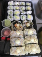 Sushi Mama food