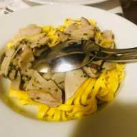 Trattotia Dei Milanesi food