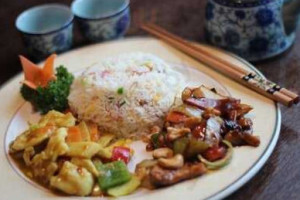 Chinees Indisch Tong Ah B.v. Nuenen food