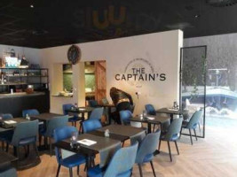 The Captains Coffee outside
