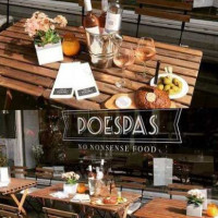 Pas Du Poespas food