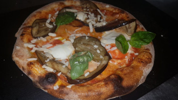 Timilia Pizza Da Strada food
