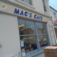 Macs Cafe inside