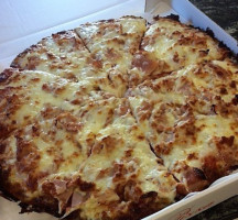 Pazza Pizza A Pezzi Di Lombardo Aldo E Tettamanti Dario food