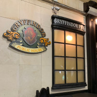 Gryffindor Public House inside