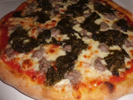 Magic Pizza Di Melillo Giuseppina food