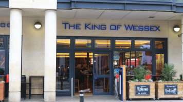 The King Of Wessex outside