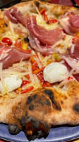 Pizza Gourmet Giuseppe Vesi food