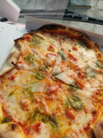 Pizza Italia. Paitone food