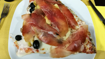 Vitantonio's Pizza Di Carrone Vitantonio food