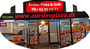 Aarslev Pizza Grill outside