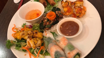 Sen Viet food