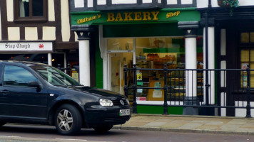 Oldham's Bakery outside