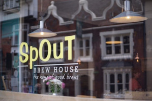 Spout Coffee Shop outside