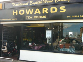 Howards Tea Rooms outside
