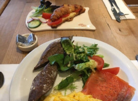 Le Pain Quotidien food