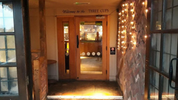 The Three Cups food
